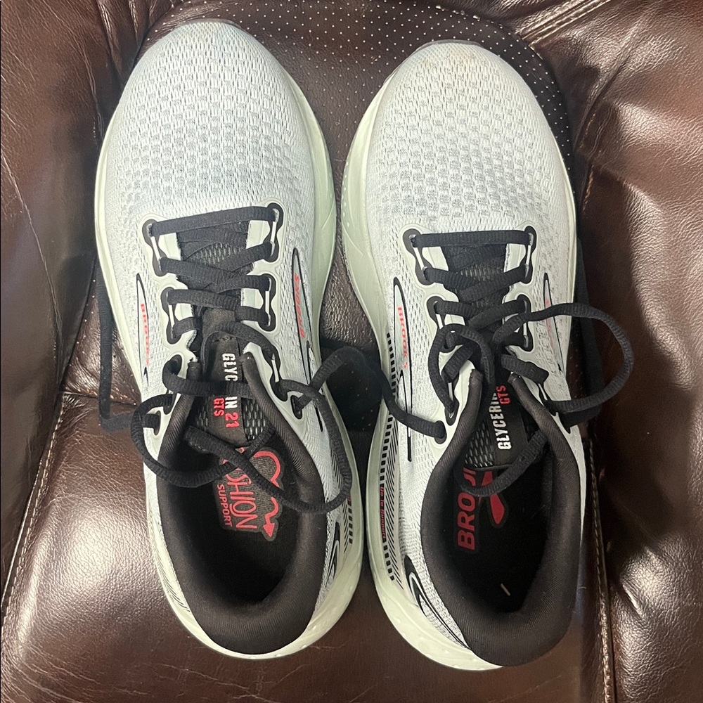 Brooks Women's Glycerin GTS 21, size 9.5 - Picture 7 of 10
